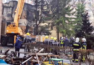 Ucraina, elicottero si schianta sull'asilo: le foto dell'incidente